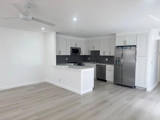 42 Valencia B Unit 420, Delray Beach, FL 33446