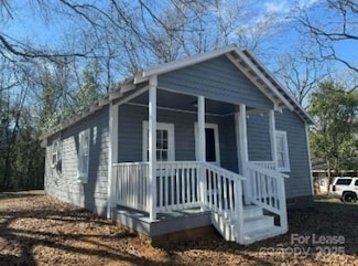 411 Clinton Ave, Lancaster, SC 29720