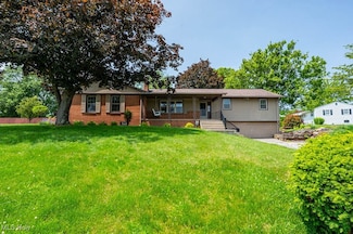 1859 Allen Dr, Salem, OH 44460