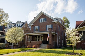 422 12th Ave, Huntington, WV 25701