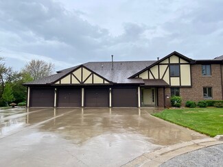 608 Carol Ct Unit A-2, Pontiac, IL 61764