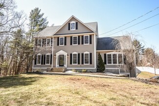 27 Prospect St, Upton, MA 01568