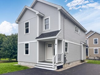 140 Flag Pond Rd Unit 1, Saco, ME 04072
