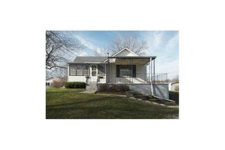 612 N Mulberry St, Creston, IA 50801