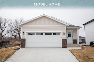 1136 55th Ave W, West Fargo, ND 58078