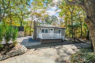 403 Underpass Rd, Brewster, MA 02631