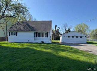 4606 E Four Ridge Rd, Imperial, MO 63052