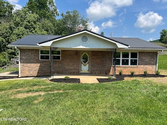 320 Speaks Branch Rd, Rose Hill, VA 24281