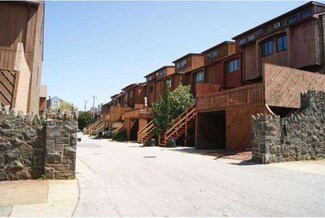 31 Servan Ct, Wilmington, DE 19805