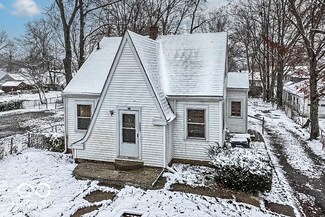 2303 W 25th St, Anderson, IN 46016