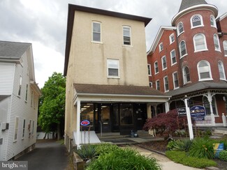 528 W Market St, Perkasie, PA 18944