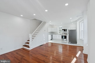 1200 S Ruby St, Philadelphia, PA 19143