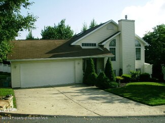 65 Jomerylm Dr, Taylor, PA 18517
