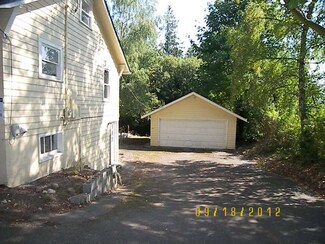 2602 Perry Ave, Bremerton, WA 98310