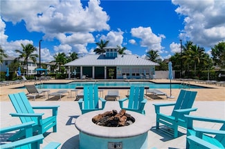 4705 Arboretum Cir Unit 202, Naples, FL 34112