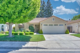 7426 N Hayston Ave, Fresno, CA 93720