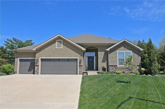 819 155th Cir, Basehor, KS 66012