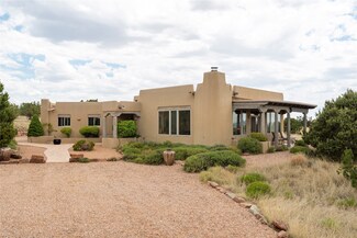 60 Wildflower Way, Santa Fe, NM 87506