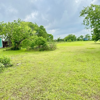 2607 Oyster Creek Bend, Freeport, TX 77541