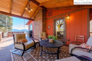 1776 Beech Mountain Pkwy, Banner Elk, NC 28604