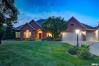 4415 W Longmeadow Ct, Peoria, IL 61615