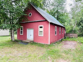 7224 County Farm Rd, Lexington, MI 48450
