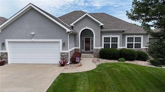 19367 Tomahawk Ln, Saint Joseph, MO 64505