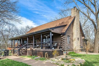 21842 W 220th St, Spring Hill, KS 66083
