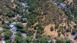2250 Benedict Canyon Dr, Beverly Hills, CA 90210