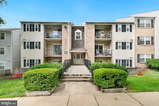 18302 Streamside Dr Unit 102, Gaithersburg, MD 20879