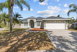 426 Village Dr, Tarpon Springs, FL 34689
