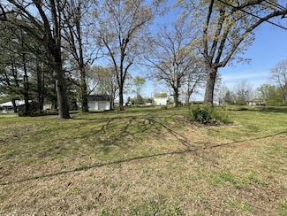 440 Church St, White Bluff, TN 37187