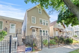 4611 S Washtenaw Ave, Chicago, IL 60632