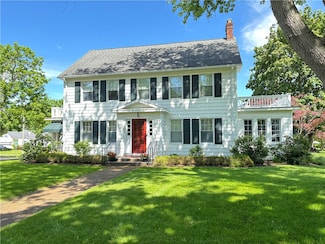 102 Highland Ave, Newark, NY 14513