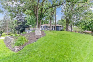 1301 Orchard Dr, Burnsville, MN 55306