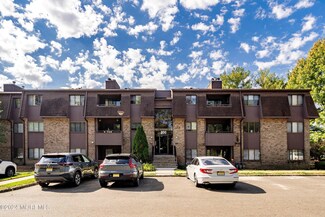 832 Woodmill Dr, East Windsor, NJ 08512