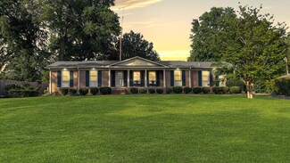 105 Colonial Dr, Greenwood, SC 29649
