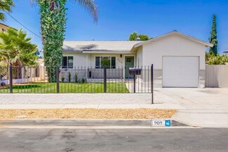 909 Goldenrod St, Escondido, CA 92027