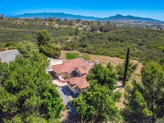 3602 Hidden Ridge Rd, Jamul, CA 91935
