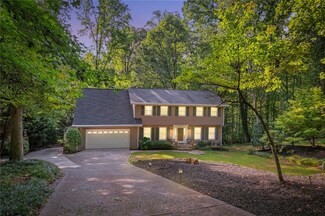 10555 Shallowford Rd, Roswell, GA 30075