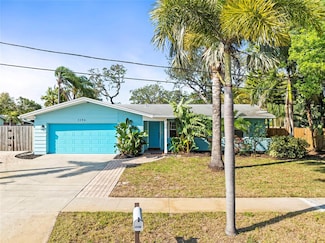1596 Idle Dr, Clearwater, FL 33756