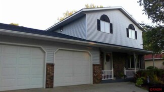 401 9th Ave SW Unit 401 9th SW, Wells, MN 56097