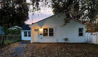 109 Alcott Rd, Rochester, NY 14626