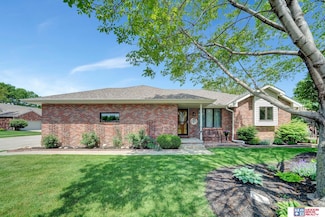 5828 Brittany Place, Lincoln, NE 68516