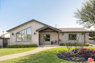 5637 W 83rd St, Los Angeles, CA 90045
