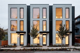 1414 Orange Place N, Seattle, WA 98109