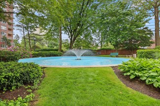 71 Strawberry Hill Ave Unit 710, Stamford, CT 06902