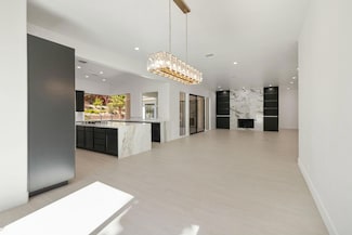 48571 N View Dr, Palm Desert, CA 92260