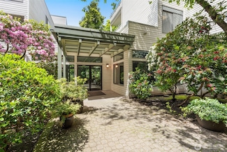 211 Summit Ave E Unit S218, Seattle, WA 98102