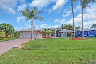 2774 SE Howell Ave, Port Saint Lucie, FL 34952